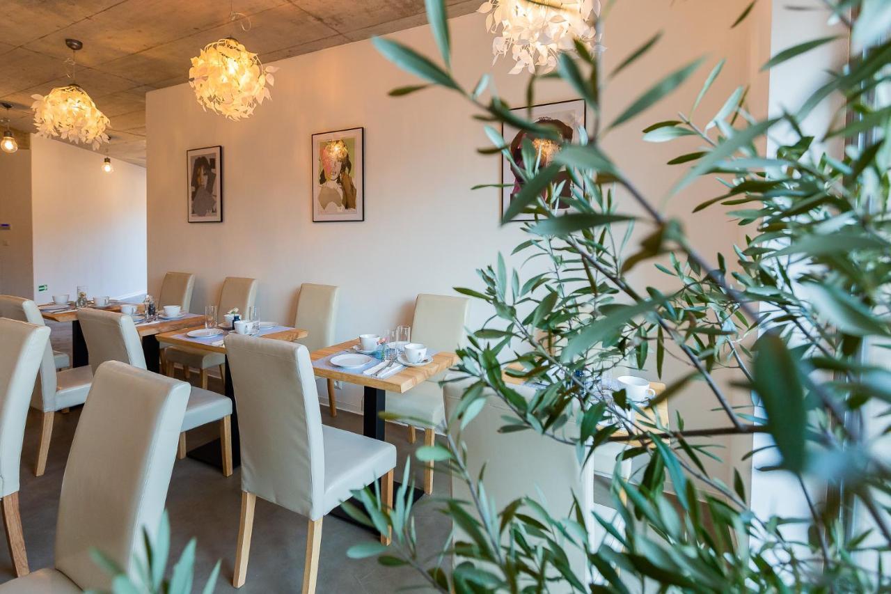 מלאדה בולסלאב Exclusive Penzion Viva Residence מראה חיצוני תמונה
