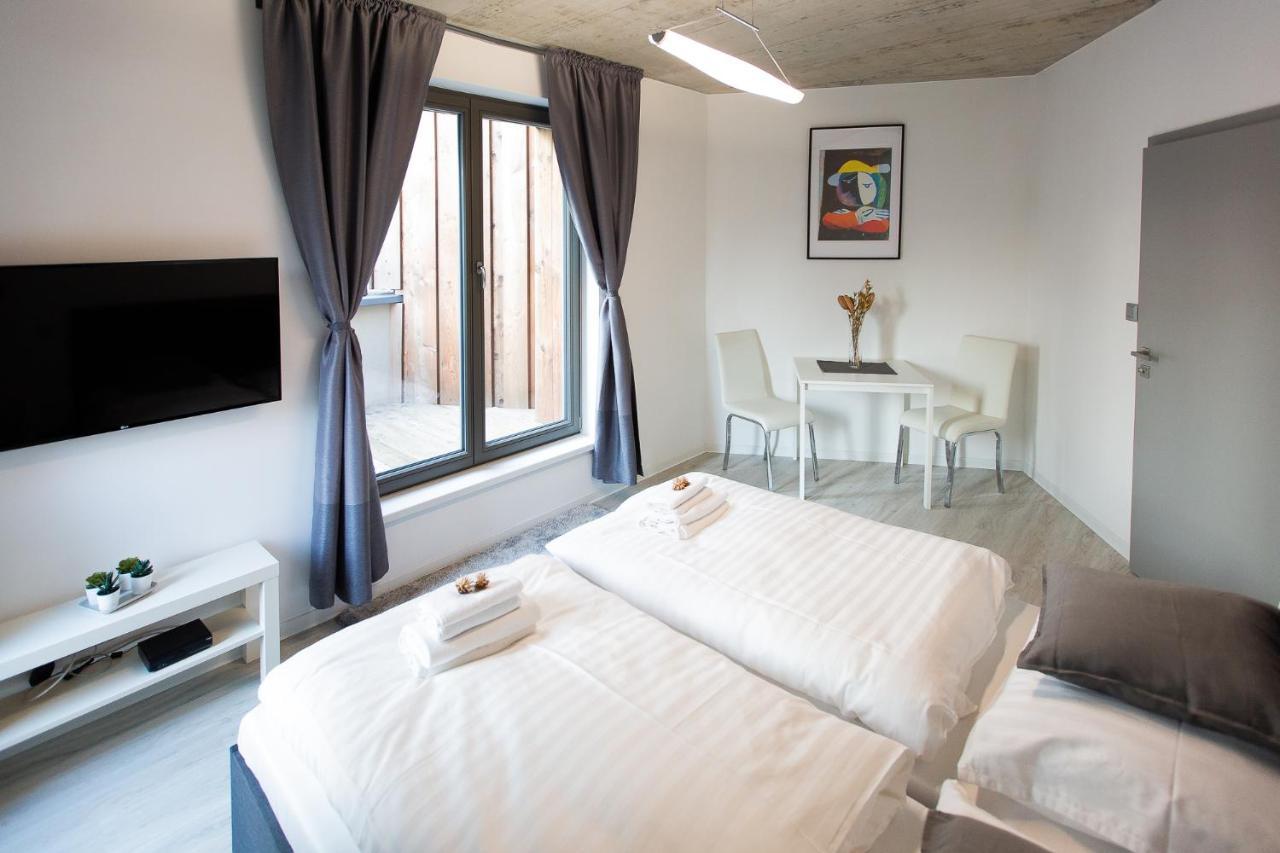 מלאדה בולסלאב Exclusive Penzion Viva Residence מראה חיצוני תמונה